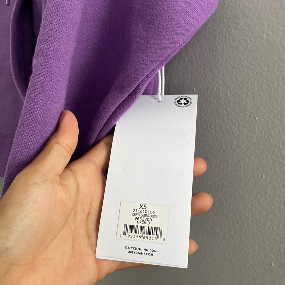 NWT Cropped hoodie OBEY brand - Picture 5 of 8